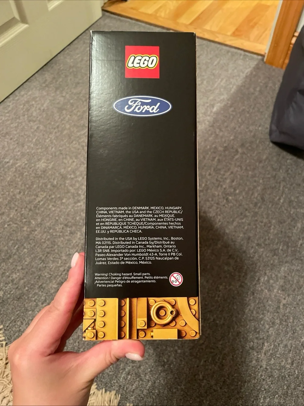 NEW IN BOX LEGO Icons Ford Model T Building Set 18+ 1060 pieces - Picture 7 of 7